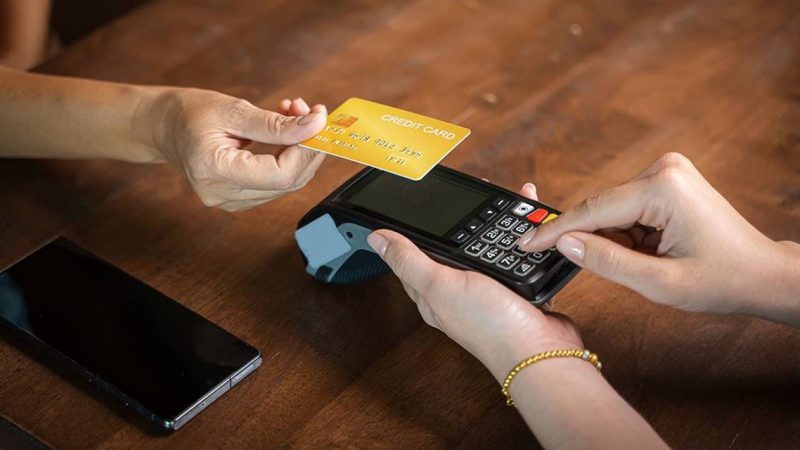 Como colocar crédito no celular com cartão de crédito?
